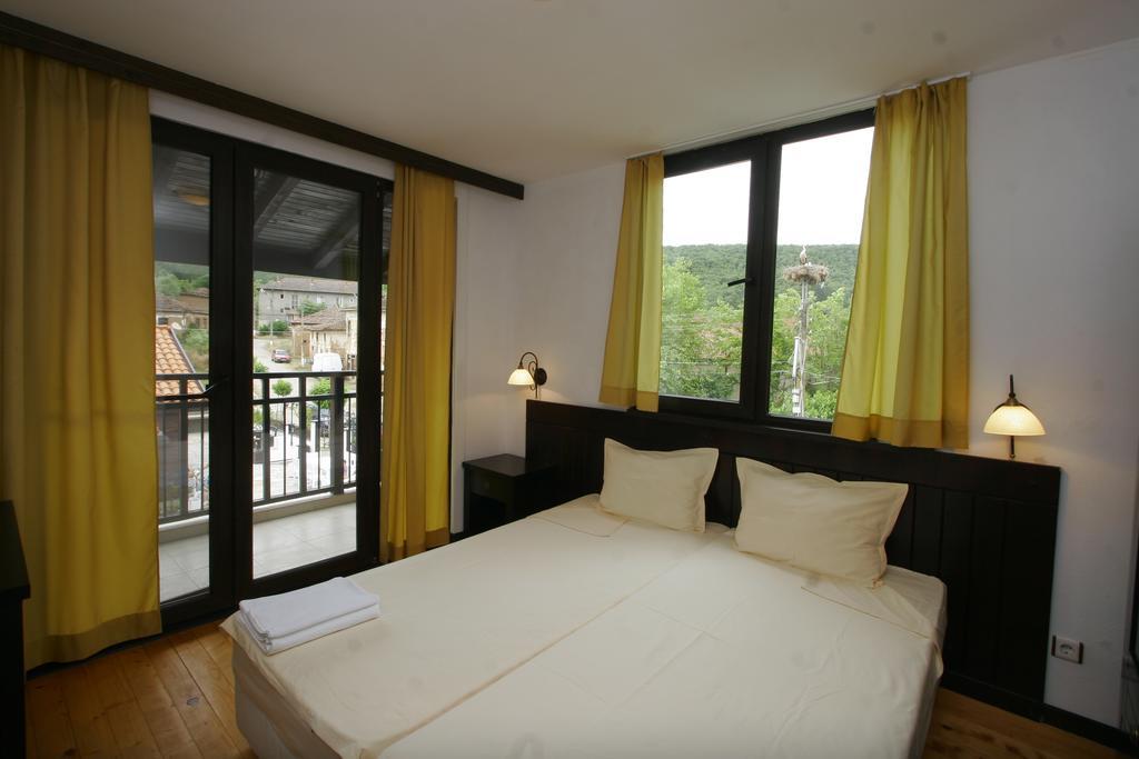 Guest House Bukor Shtepi Mandrica Eksteriør bilde